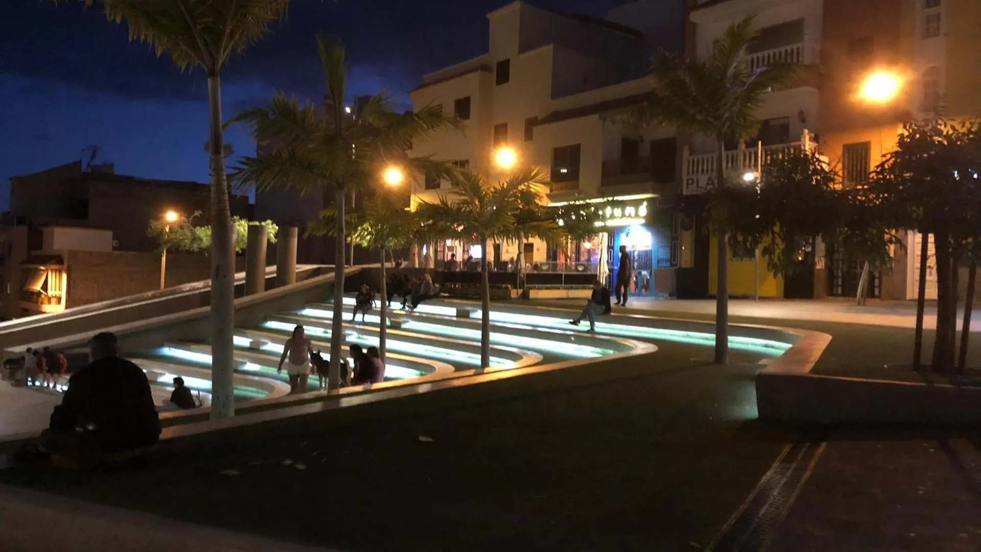 Apartamento En Victoria Park Playa San Juan Apartment